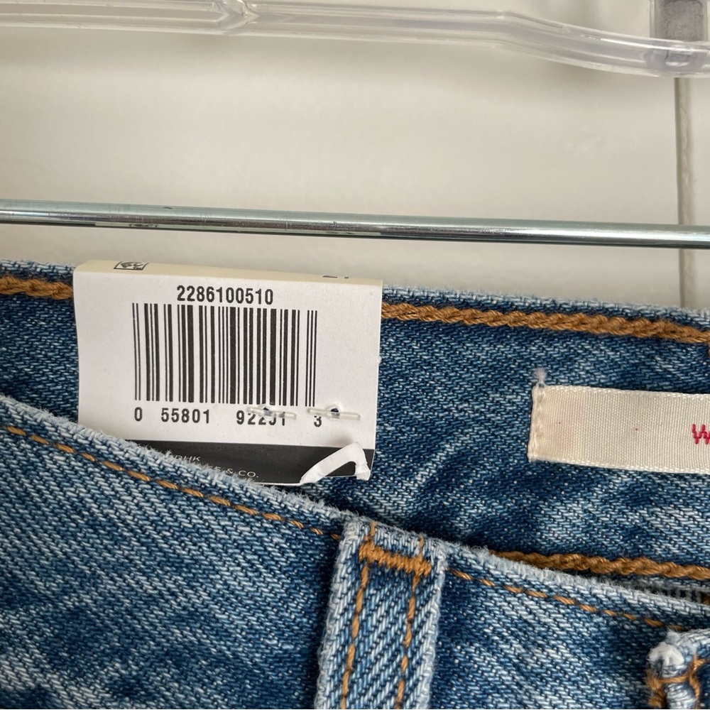 NWT Aritzia Levi’s Wedgie Jeans High Rise Sz 27 - Picture 5 of 6